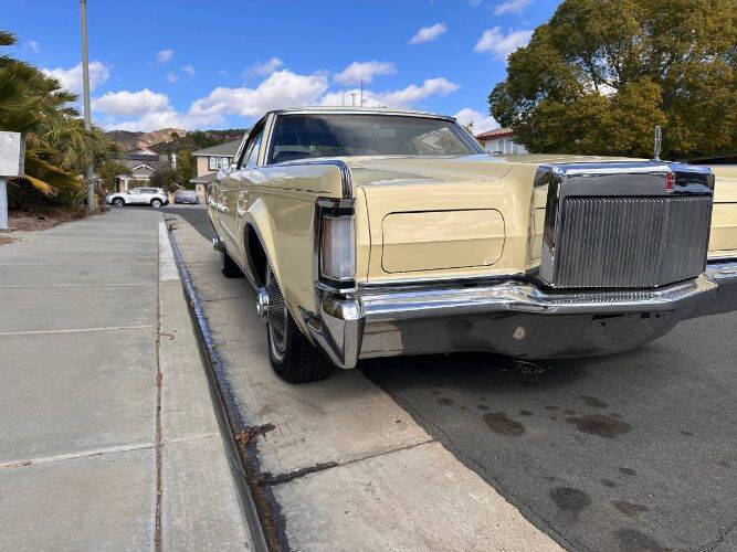 1971 Lincoln Continental