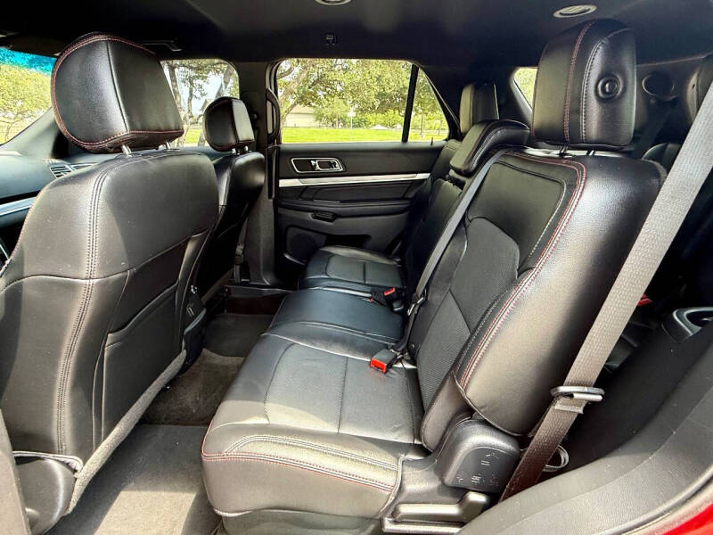 2016 Ford Explorer Sport