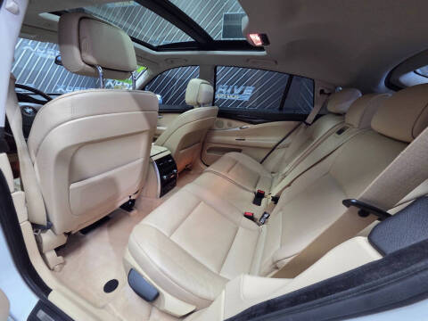 2011 BMW 5 Series 535i Gran Turismo