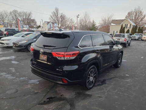 2018 Toyota Highlander SE