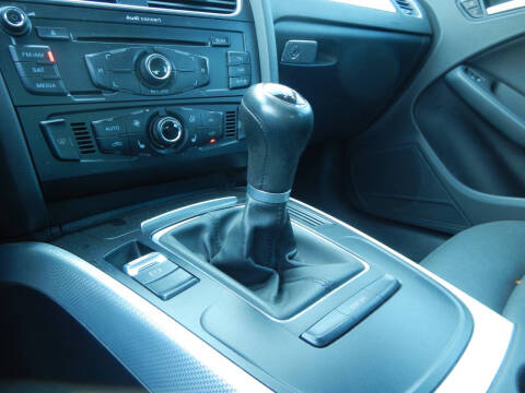 2010 Audi A4 2.0T quattro Premium