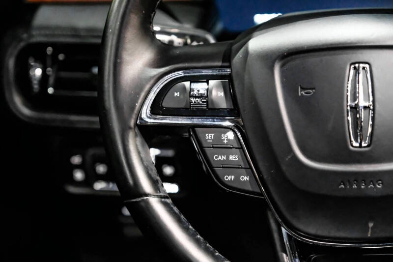 2021 Lincoln Nautilus Reserve