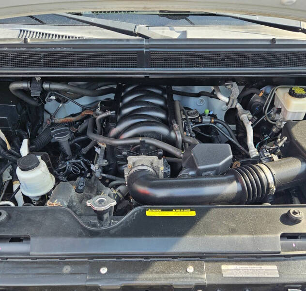 2014 Nissan Titan SV