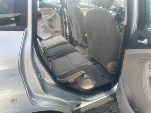 2015 Ford C-MAX Hybrid SE