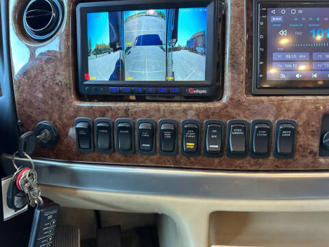 2014 Freightliner XCR Chassis