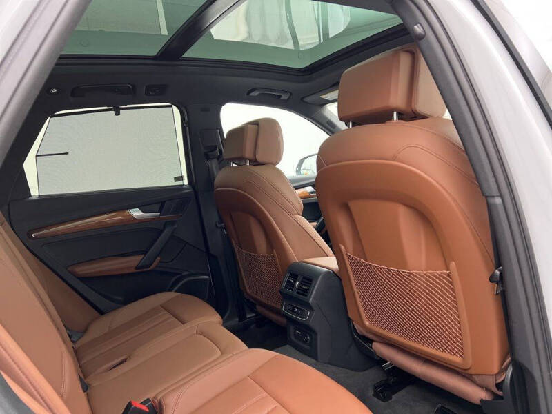 2023 Audi Q5 quattro Premium Plus 40 TFSI