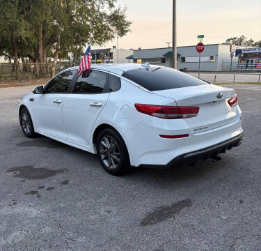 2020 Kia Optima LX