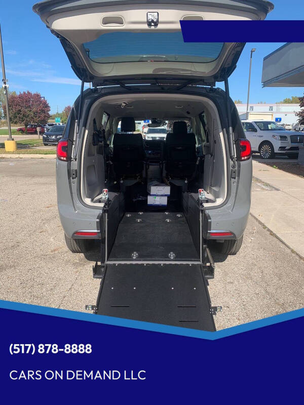 2023 Chrysler Pacifica Touring L