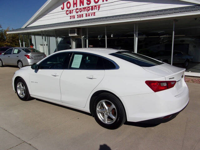 2018 Chevrolet Malibu for sale at Johnson Car Company LLC in Mount Pleasant, IA