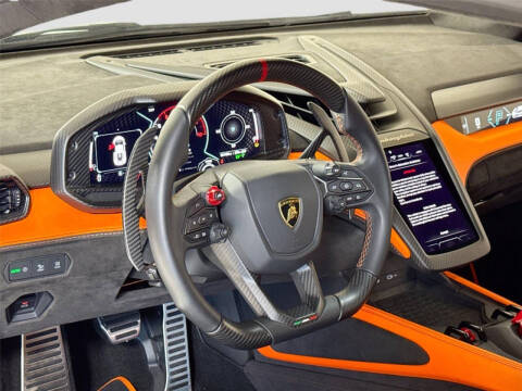 2024 Lamborghini Revuelto