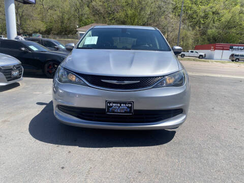 2017 Chrysler Pacifica Touring