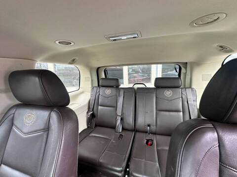 2014 Cadillac Escalade Platinum