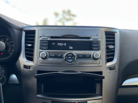 2011 Subaru Legacy 2.5i Premium