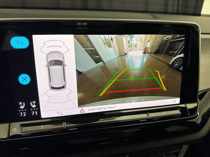2024 Volkswagen Atlas Cross Sport SE 4Motion