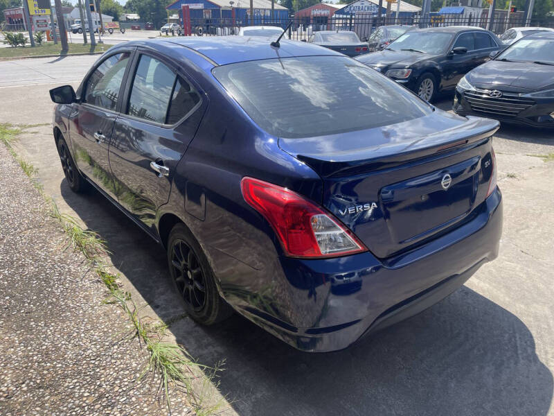 2018 Nissan Versa