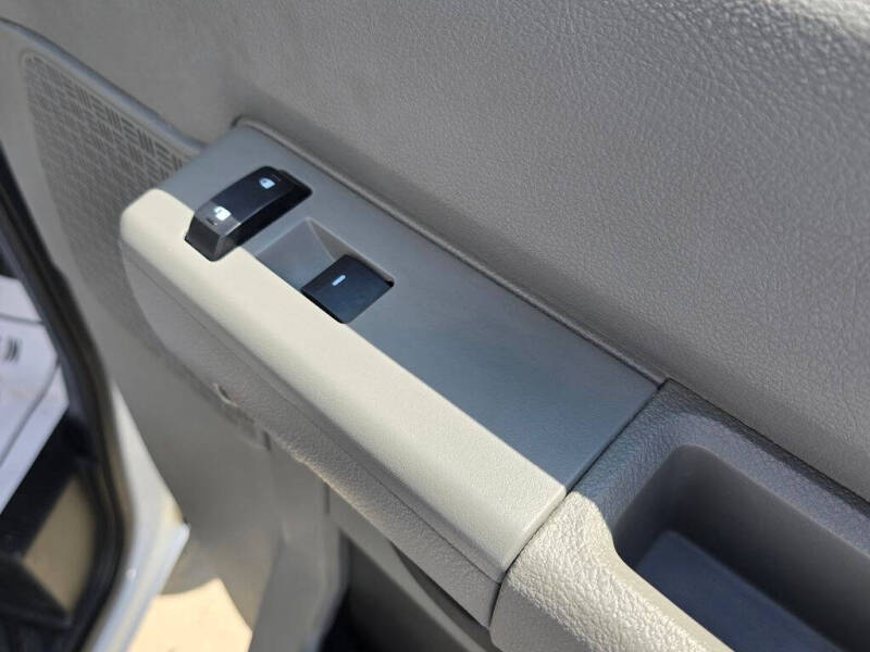 2023 Ford E-Series