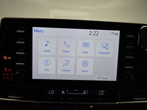 2022 Toyota Sienna LE 8-Passenger