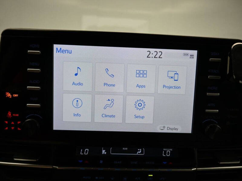 2022 Toyota Sienna LE 8-Passenger