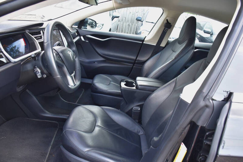 2013 Tesla Model S