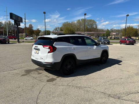 2022 GMC Terrain AT4