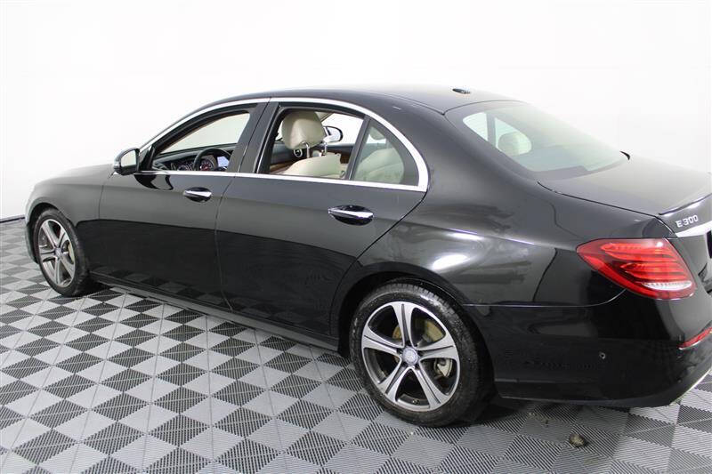 2017 Mercedes-Benz E-Class E 300 4MATIC