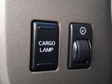 2004 Nissan Titan SE