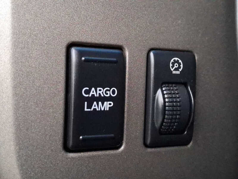 2004 Nissan Titan SE