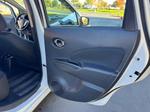 2015 Nissan Versa Note SV