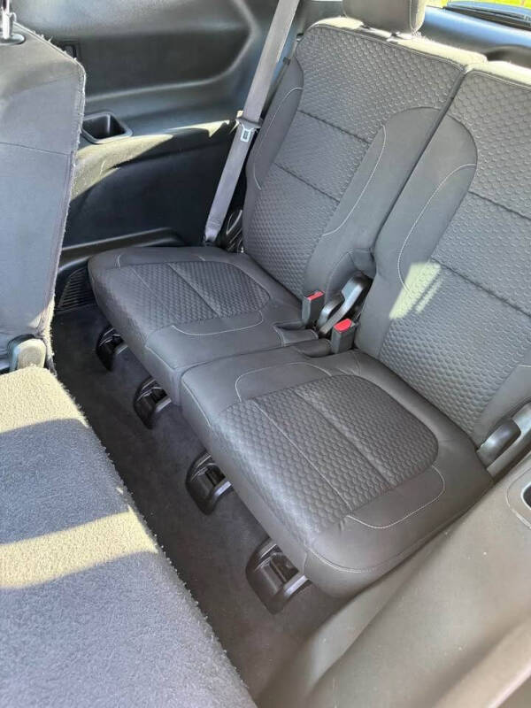 2017 GMC Acadia SLE-1