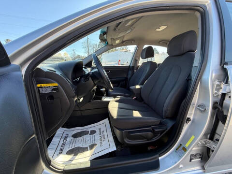 2010 Hyundai Elantra Blue