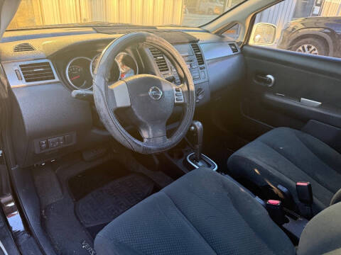 2010 Nissan Versa 1.8 SL