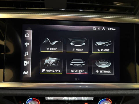 2022 Audi Q3 quattro S line Prem Plus 45 TFSI