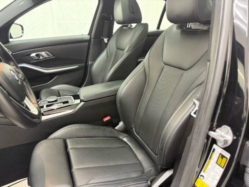 2023 BMW 3 Series 330i xDrive