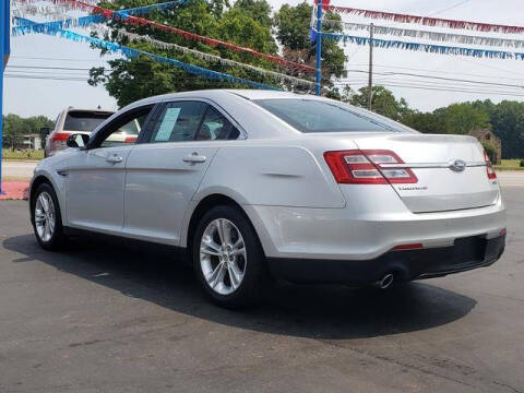 2014 Ford Taurus SEL