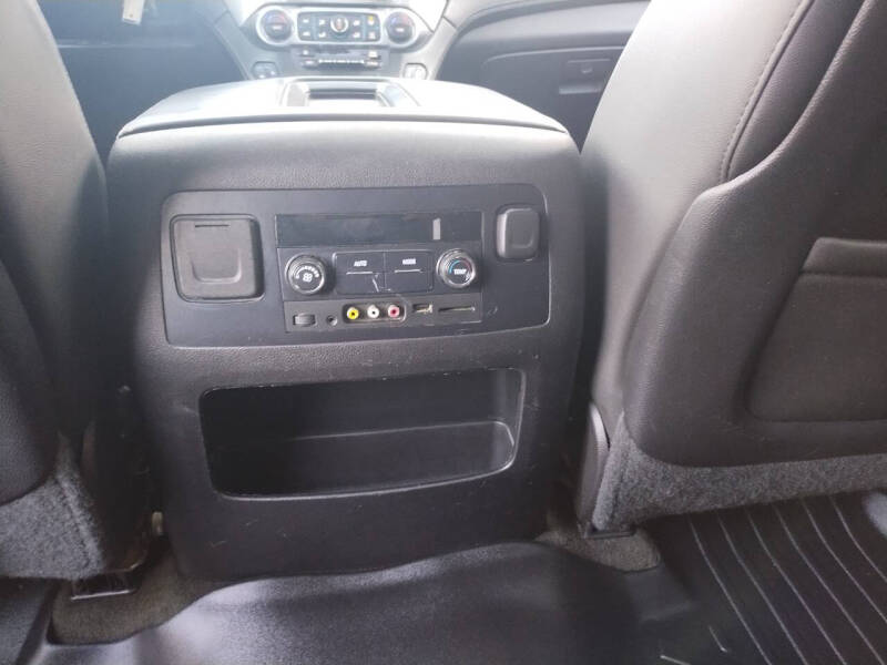 2015 Chevrolet Suburban LT