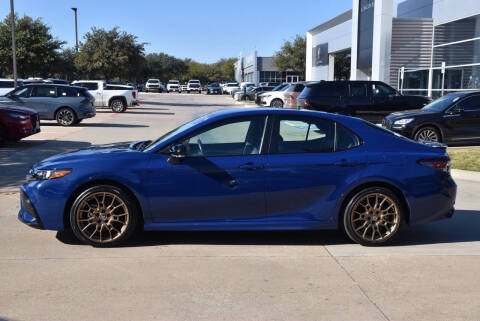 2024 Toyota Camry Hybrid SE