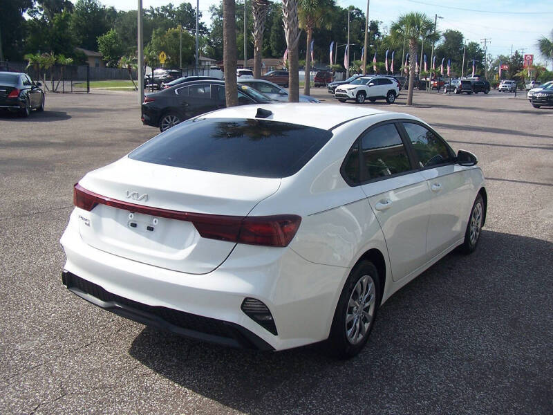 2023 Kia Forte LX
