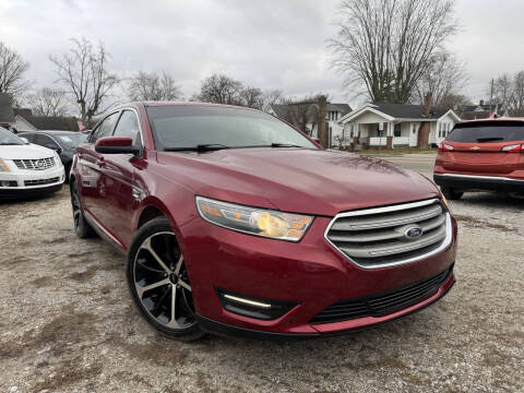 2015 Ford Taurus SEL