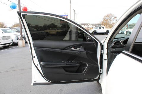 2019 Honda Insight Touring