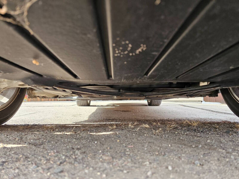 2005 Ford Thunderbird Deluxe