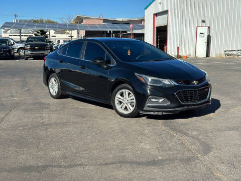 2018 Chevrolet Cruze for sale at GREAT CHOICE AUTO SALES LLP in Albuquerque NM