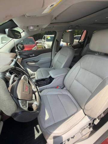 2017 GMC Acadia SLT-1