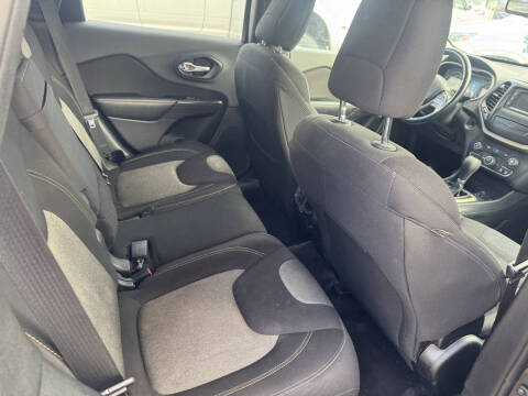 2016 Jeep Cherokee Latitude Altitude