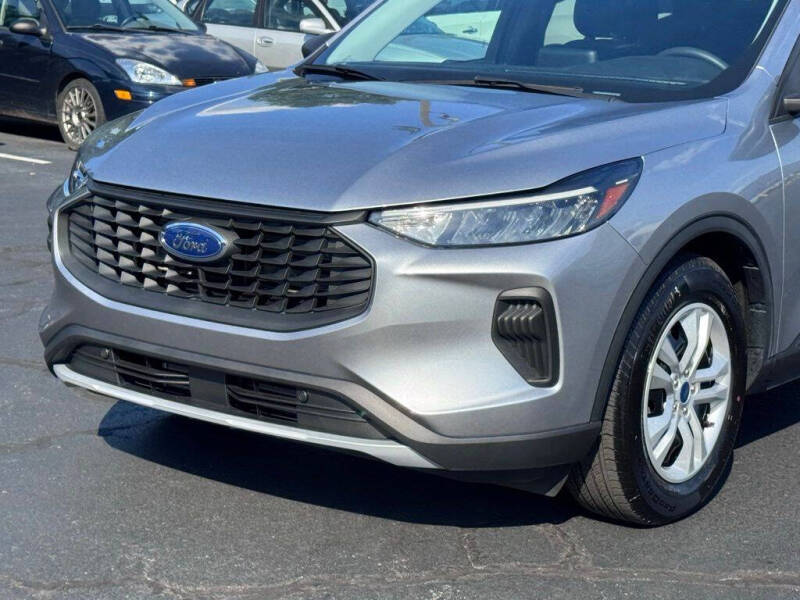 2024 Ford Escape