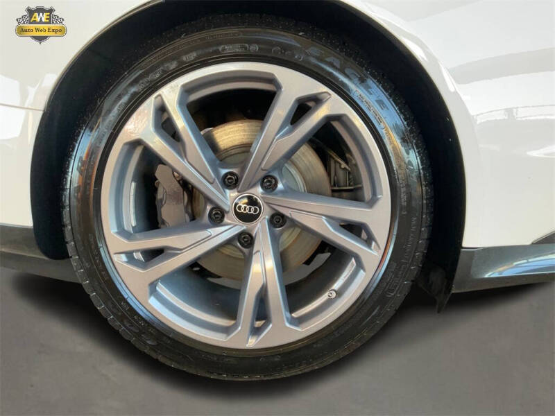 2022 Audi e-tron GT quattro Premium Plus