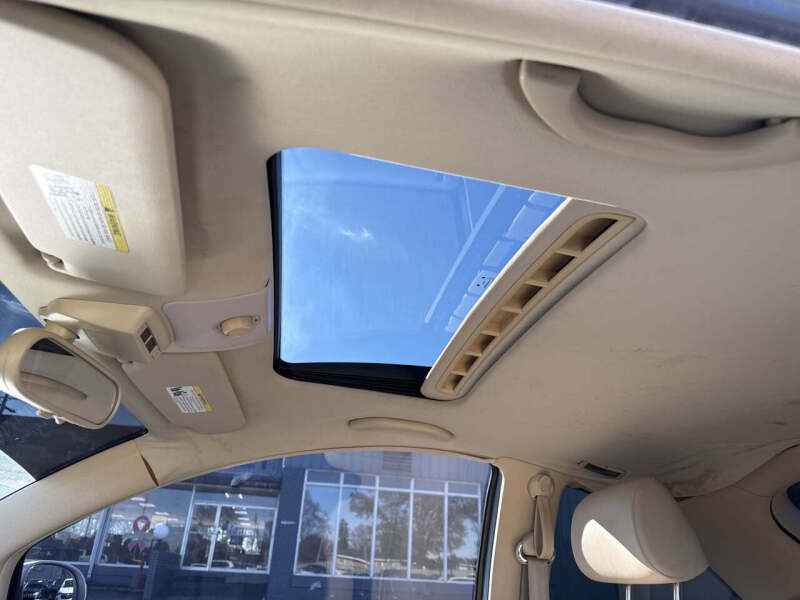 2010 Volkswagen New Beetle