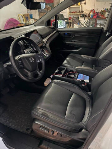 2019 Toyota Prius LE AWD-e