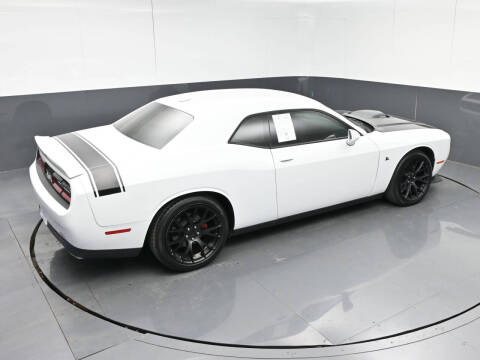 2017 Dodge Challenger R/T Plus
