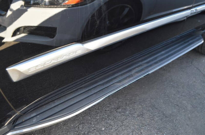 2015 Cadillac Escalade Luxury