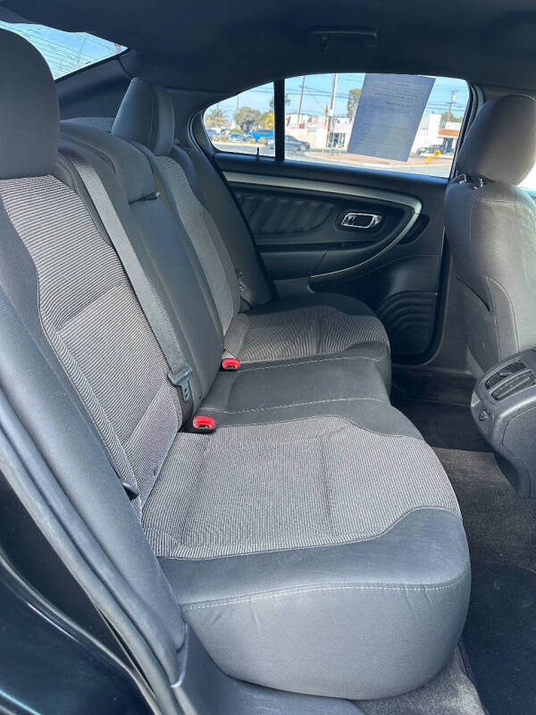 2013 Ford Taurus SEL